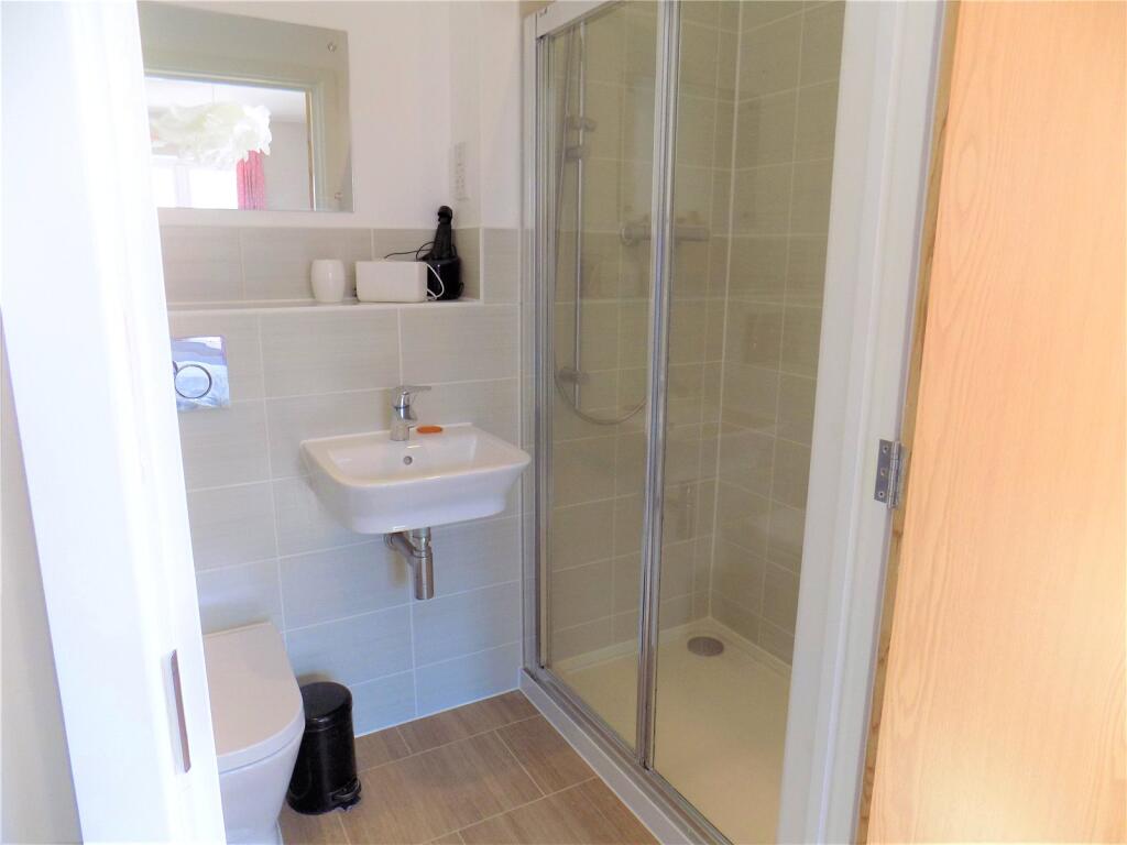 Ensuite Shower
