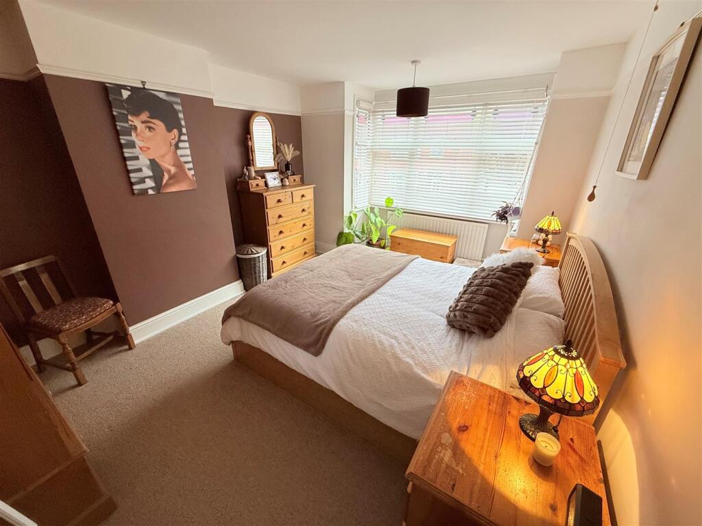 PRINCIPLE BEDROOM