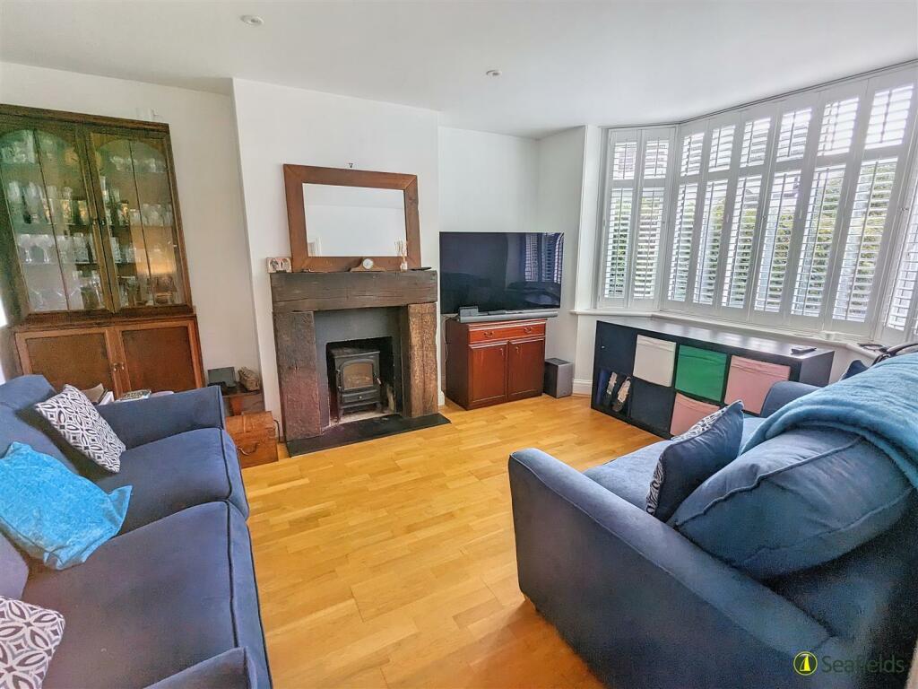 Sitting Room.jpg
