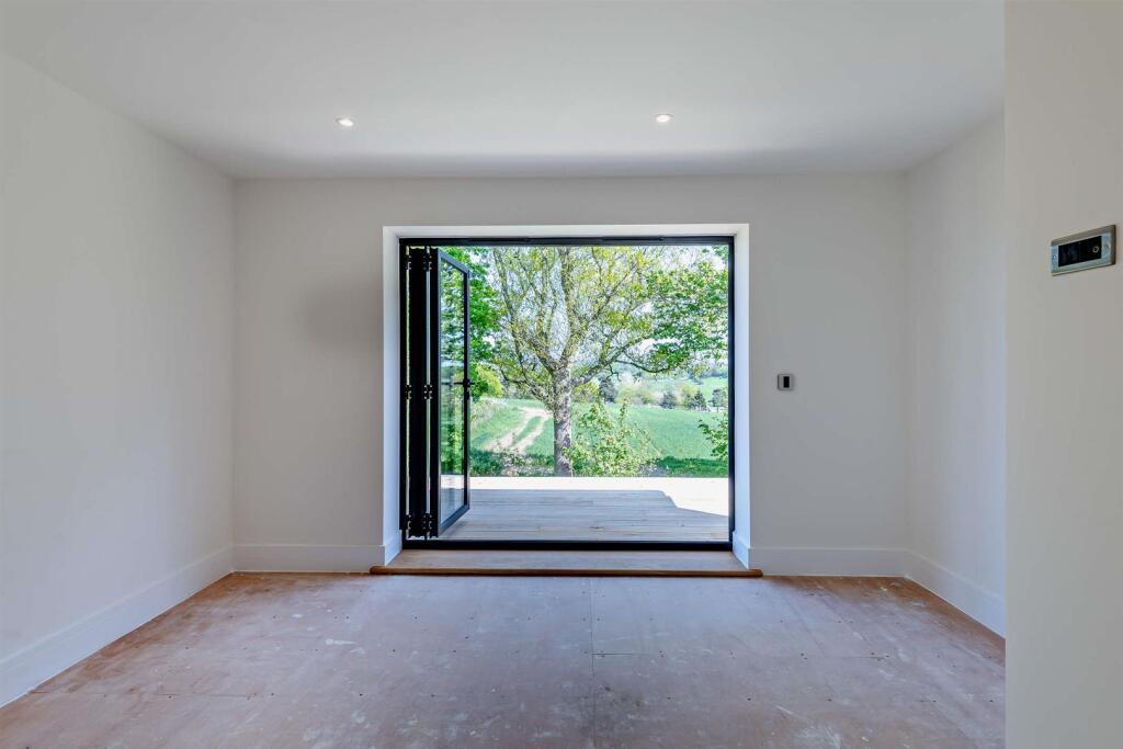 8645360-interior30-800.jpg
