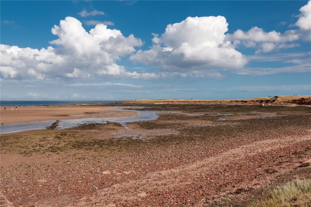 Chalet, Back Road 23