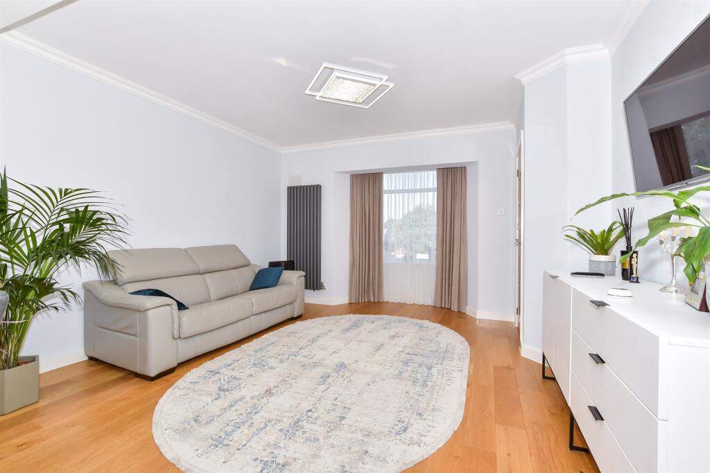 Kitchen/Diner/ Lounge