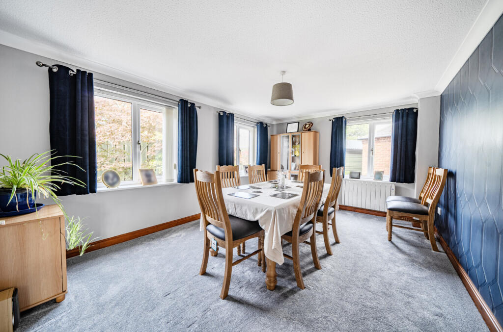 1357502-12-68d66e...