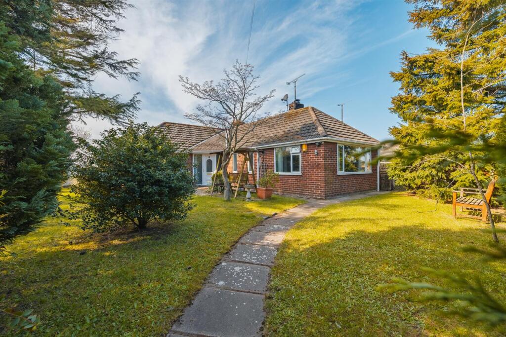 38 Waterford Dr-59.jpg