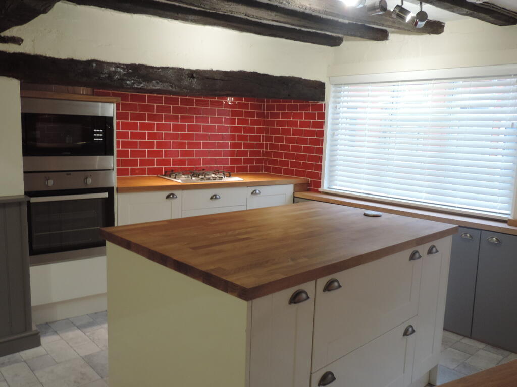 beautiful kitchen/diner.
