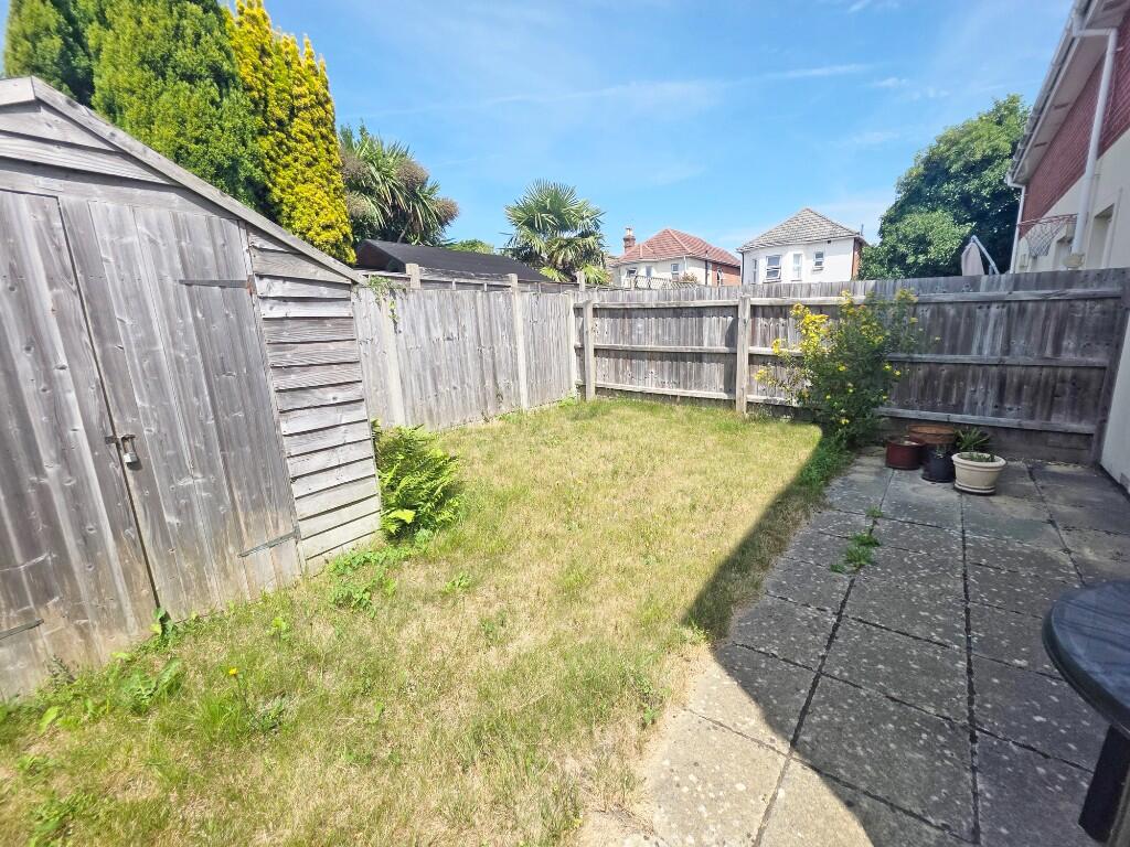 Westerly Facing Gdn