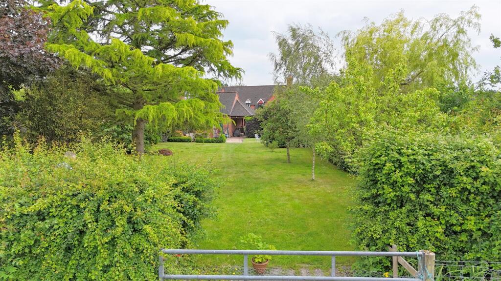 dji_fly_20250609_162328_0173_1749542986568_photo.j