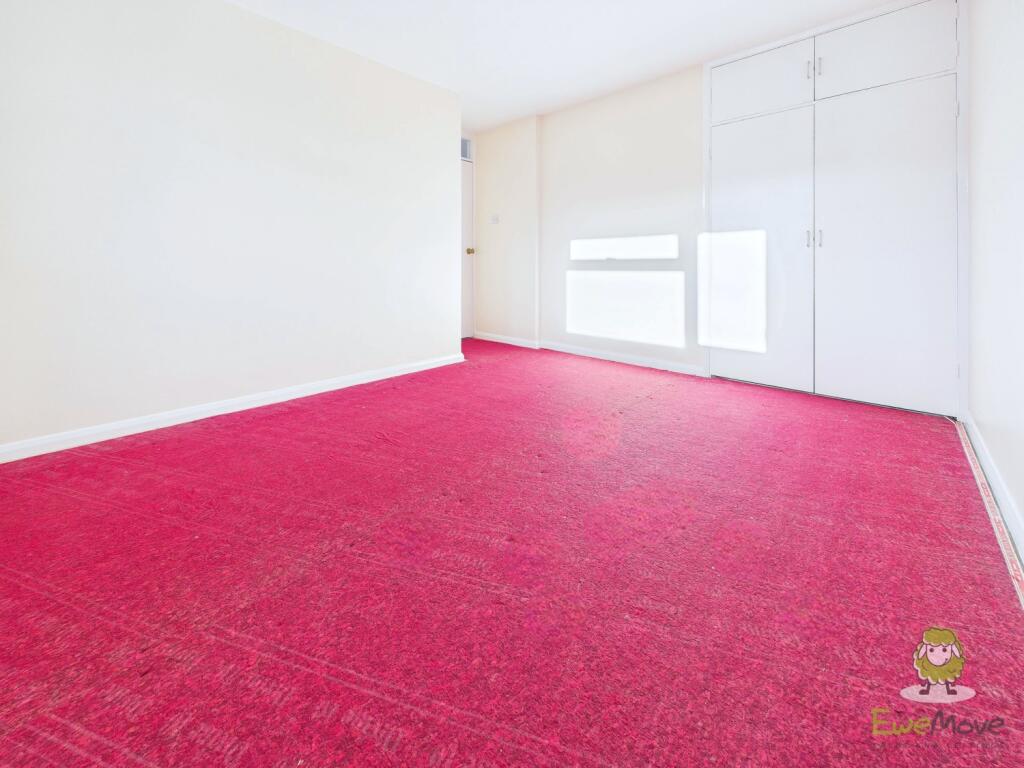 CAM01543G0-PR0168-STILL014