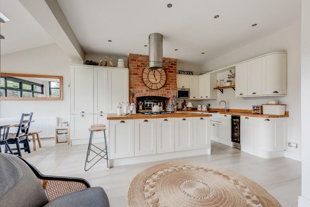 83TheWalk(InteriorNew)(23of33).jpg