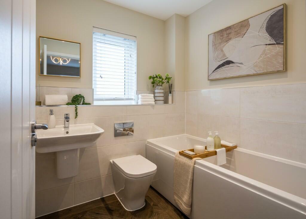 Avebury show home