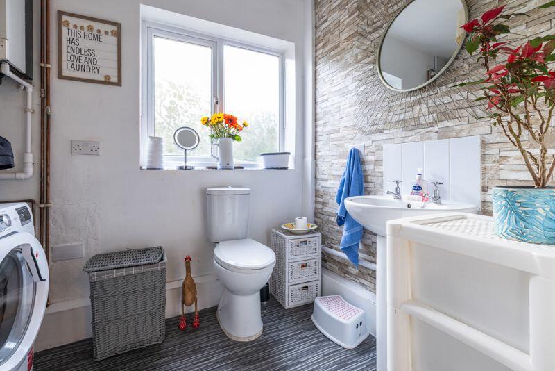 Utility/Downstairs Cloakroom