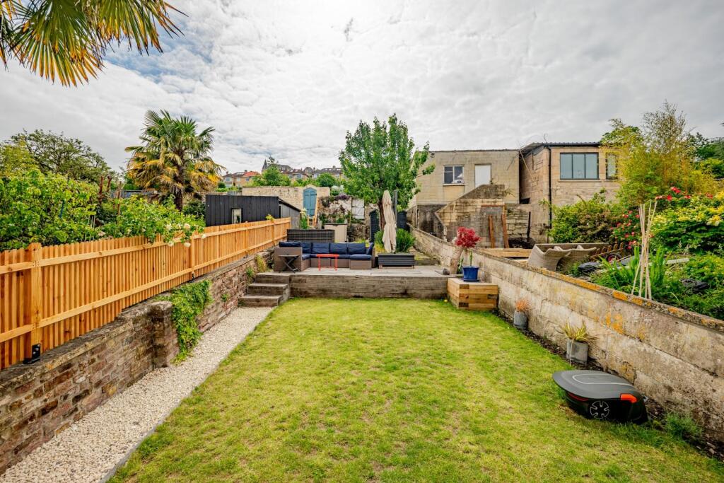 8 Caroline Buildings BA2 4JH-5.jpg