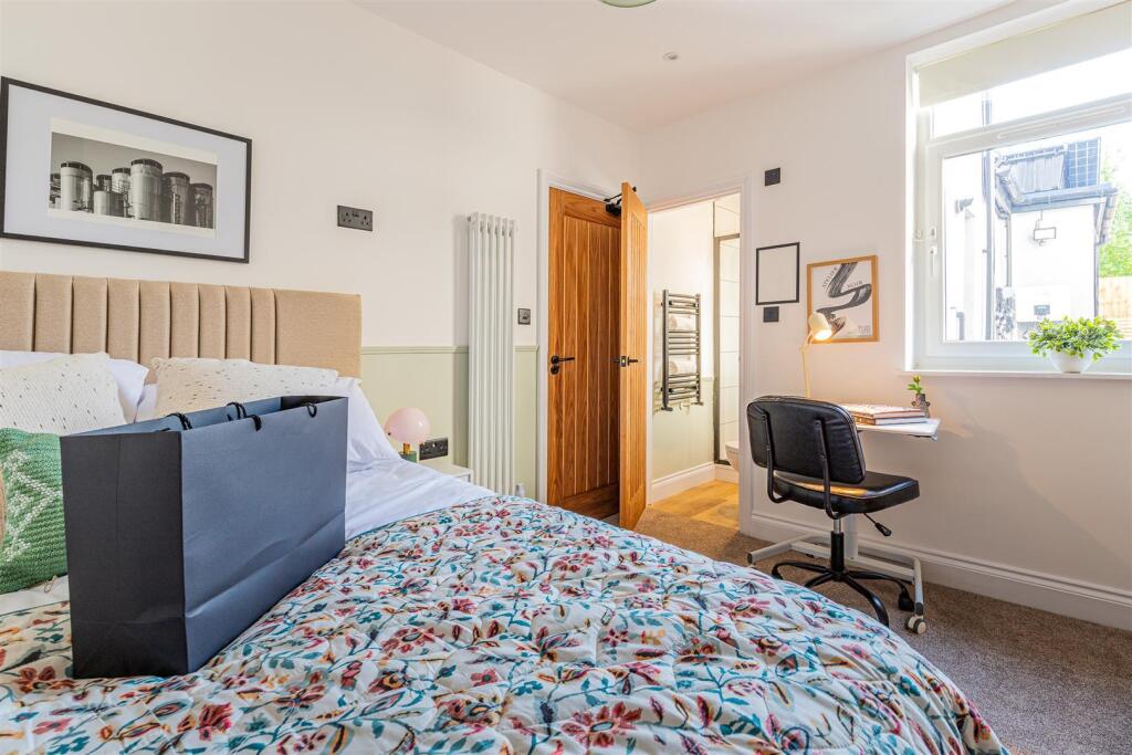 50 Theodora Room 2, 2.jpg