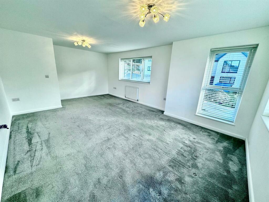 PHOTO-2024-10-30-08-09-32 (14).jpg