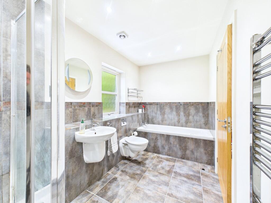 Twin Access Bathroom