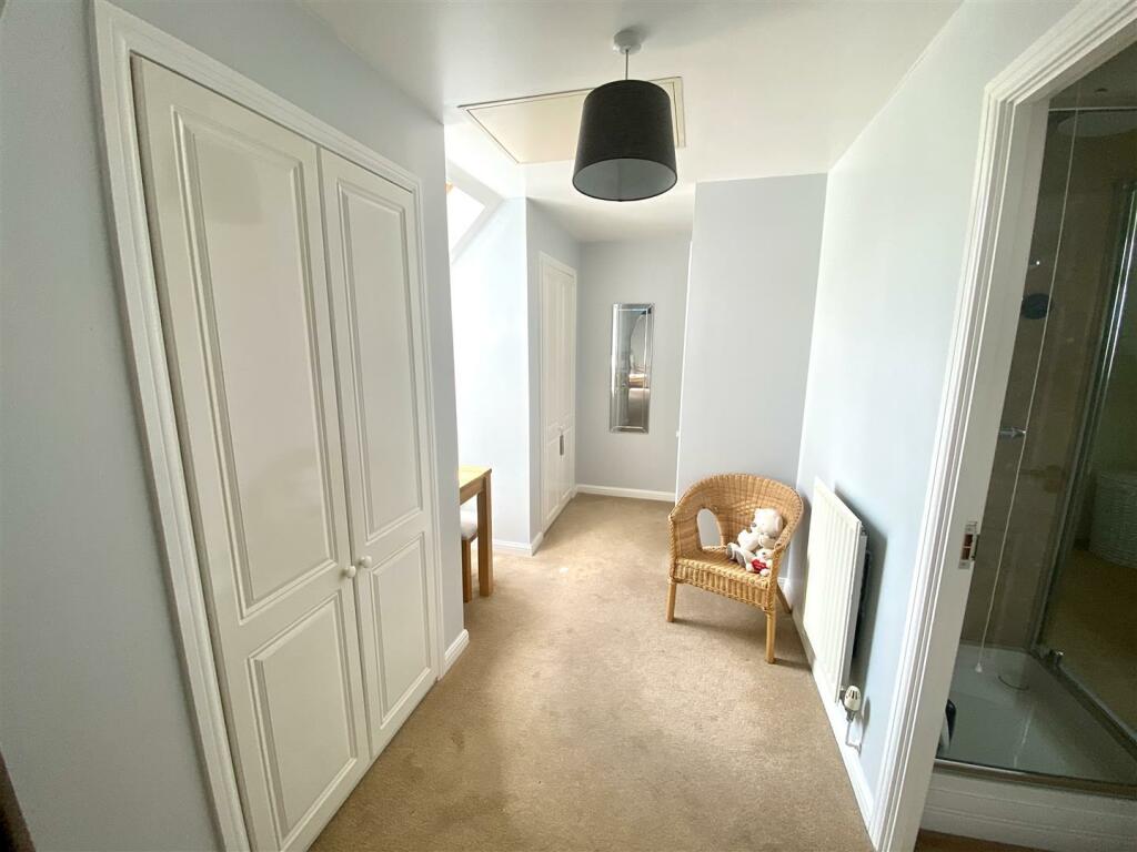 MASTER SUITE