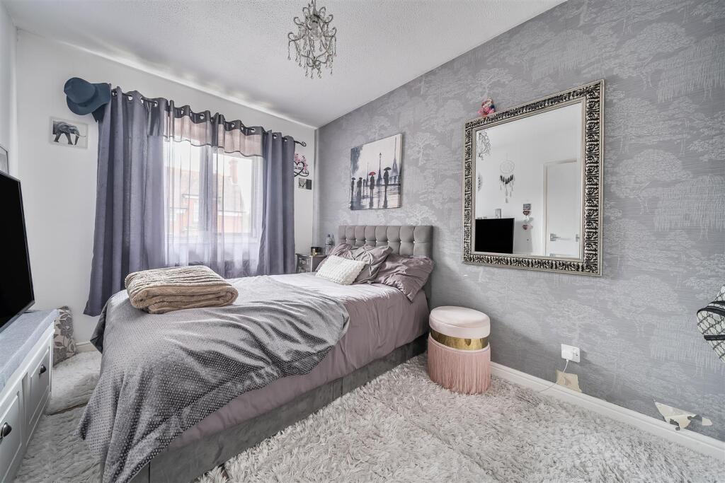 bedroom 1 h.jpg