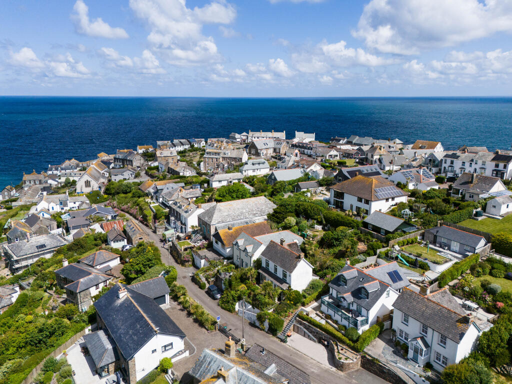 66715d59c9527_Sunnybank EXT-11