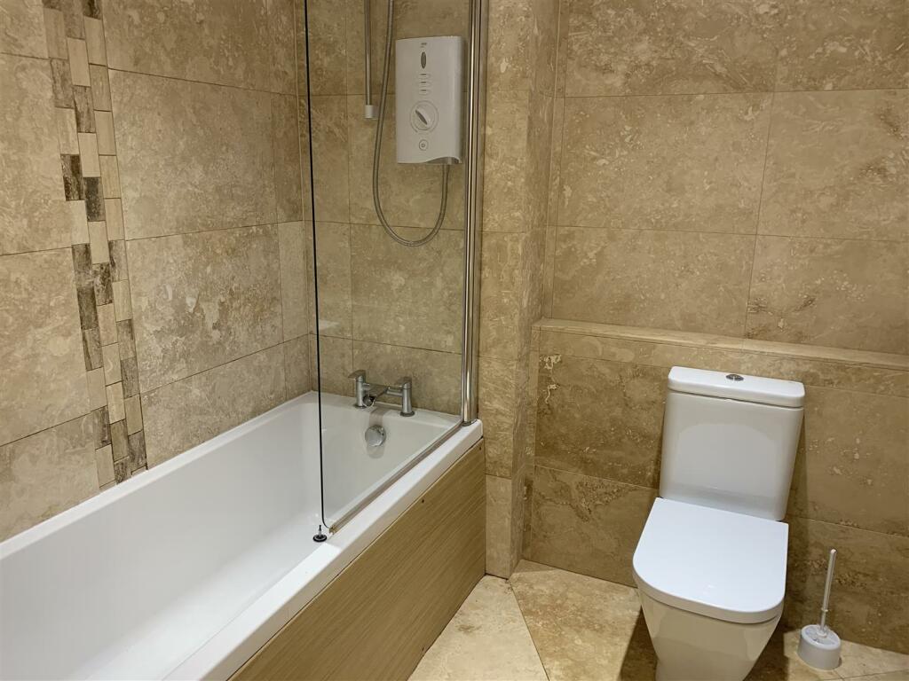 Bathroom.jpeg