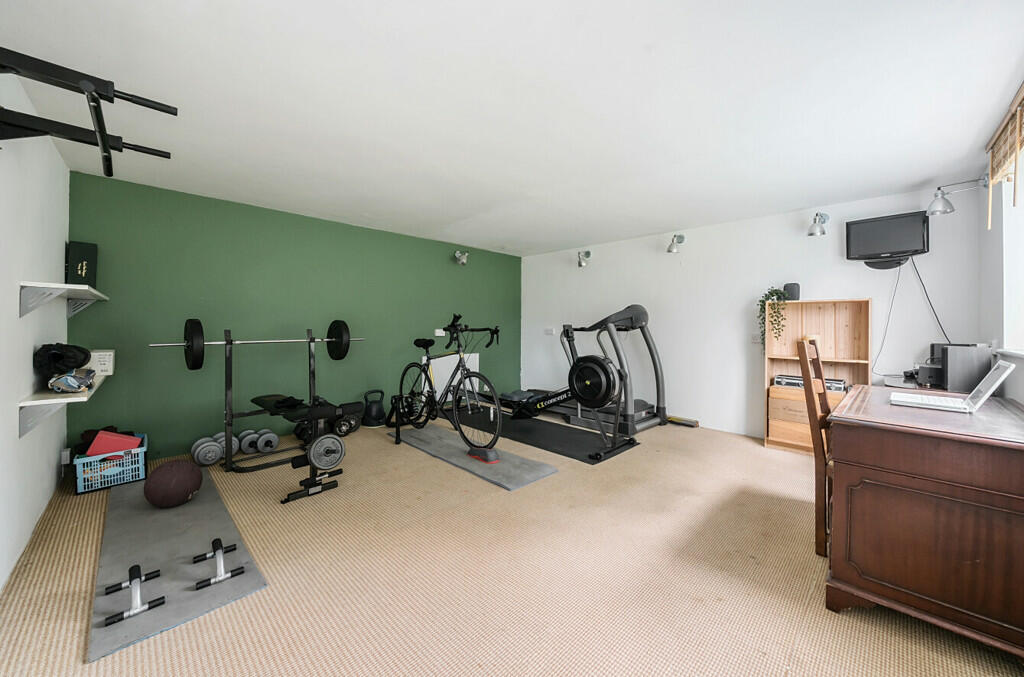 Gym/Home Office