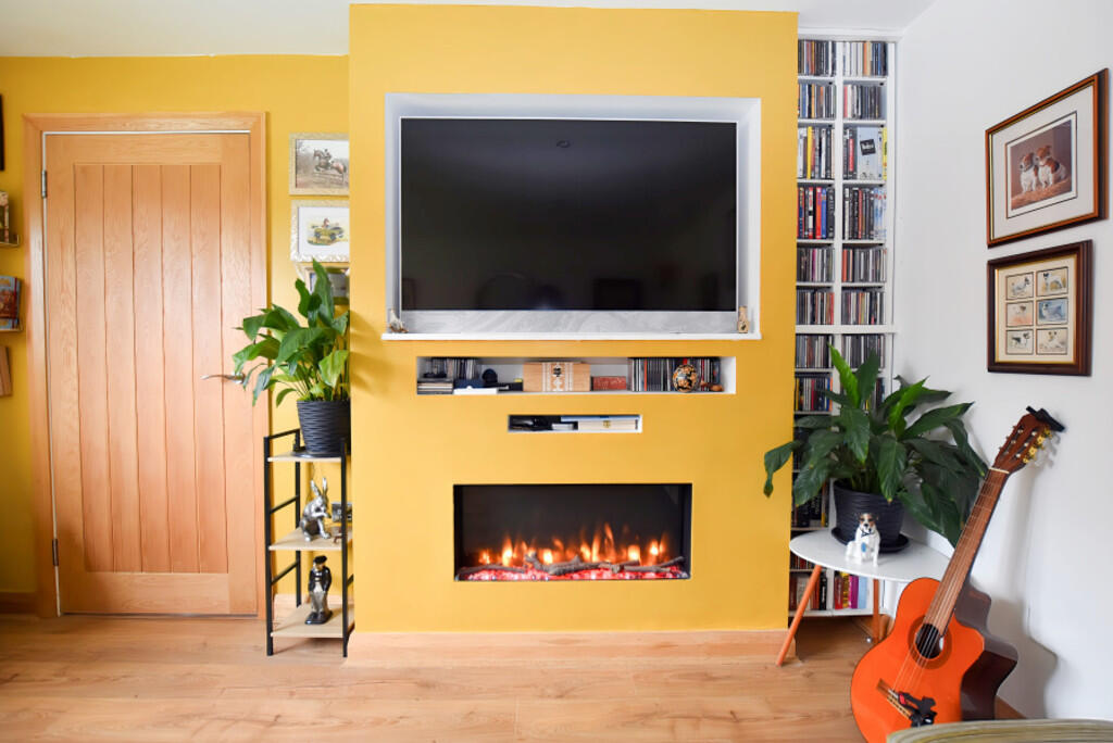Lounge Media Wall