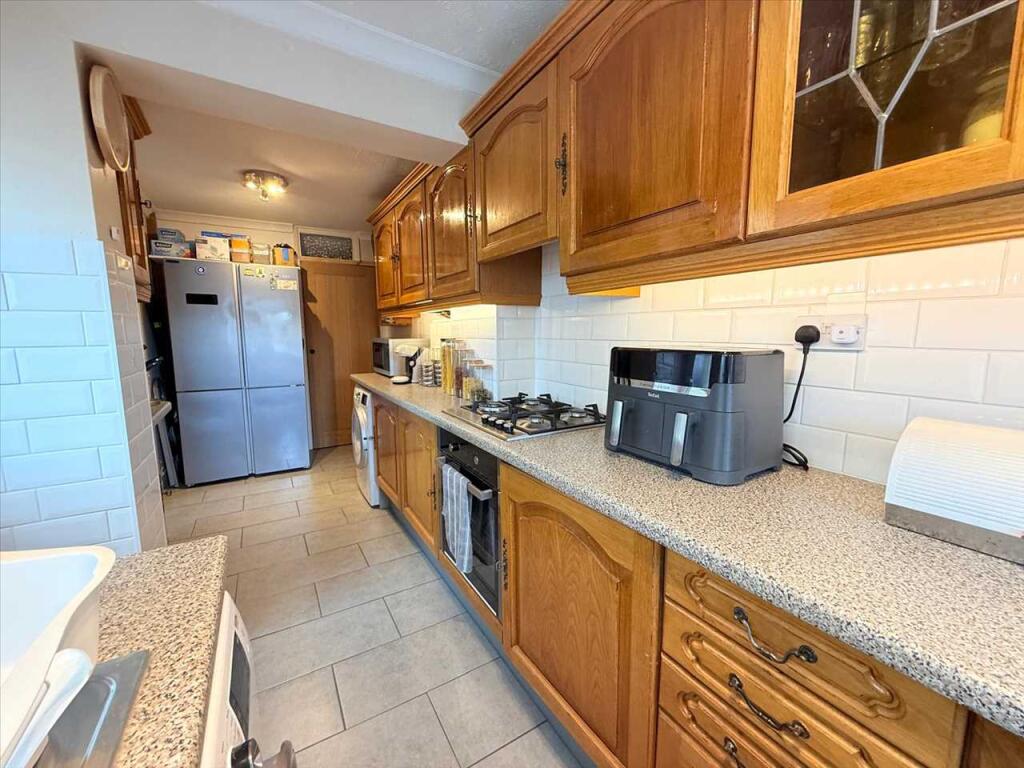 BREAKFAST KITCHEN