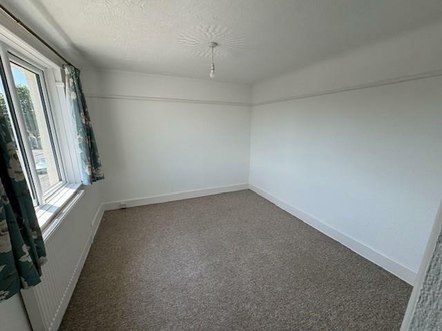 bedroom.jpg