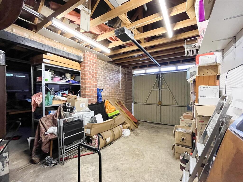 garage