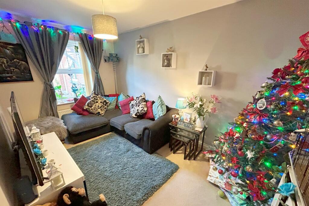 Bedroom/Sitting Room