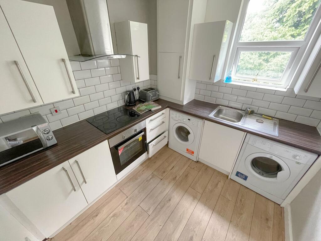 29B Arundel Avenue(1