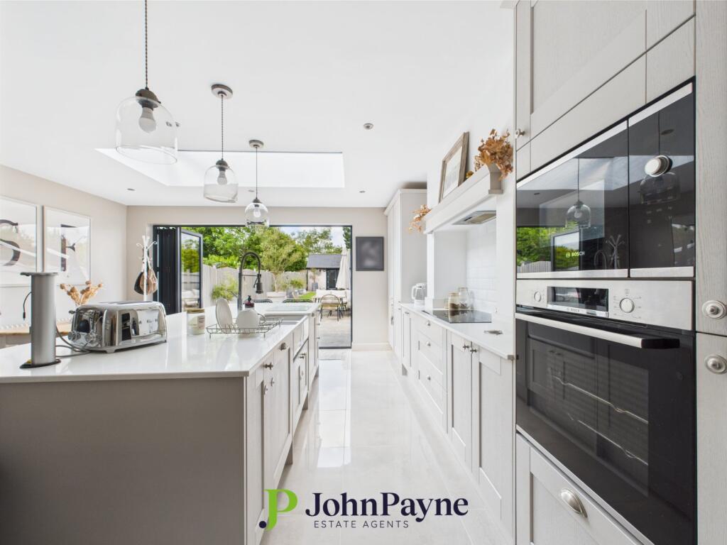 Kitchen/Living Area