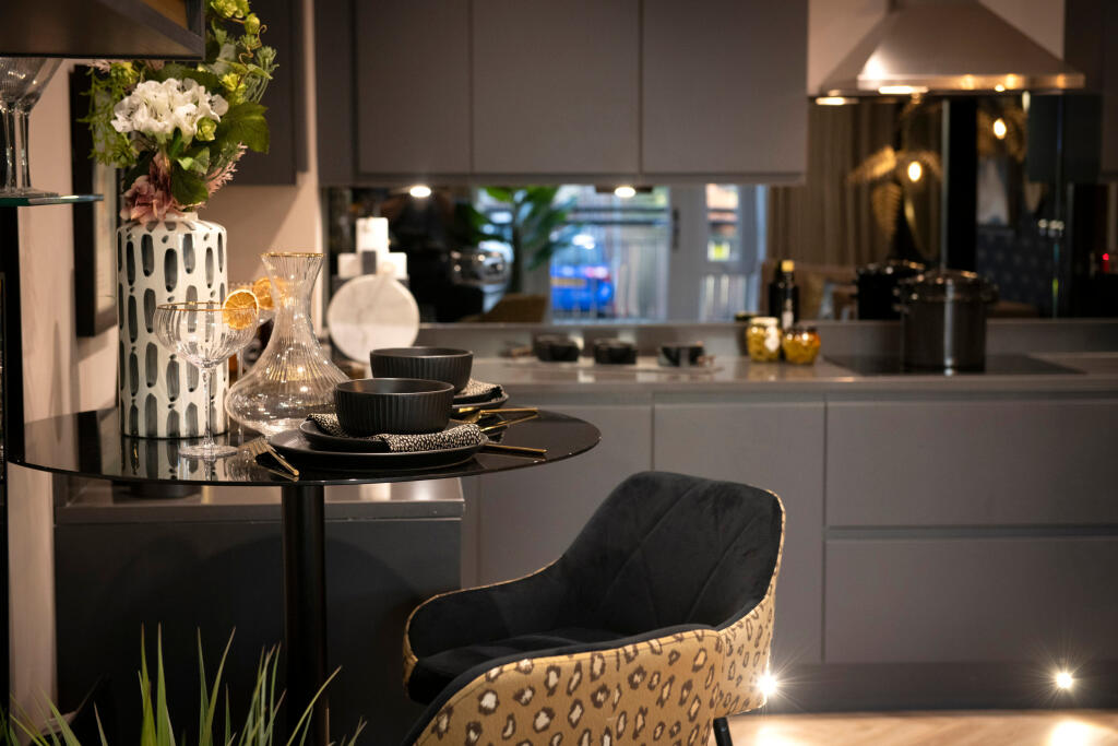 Showhome Photography