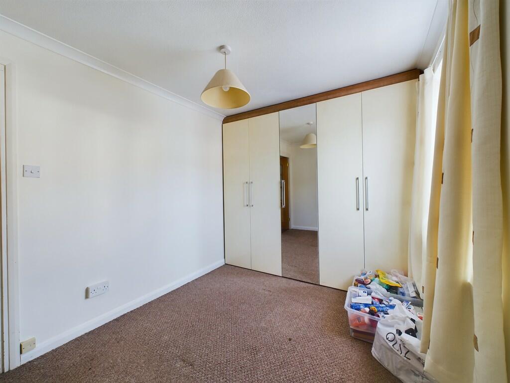 CAM02089G0-PR0356...