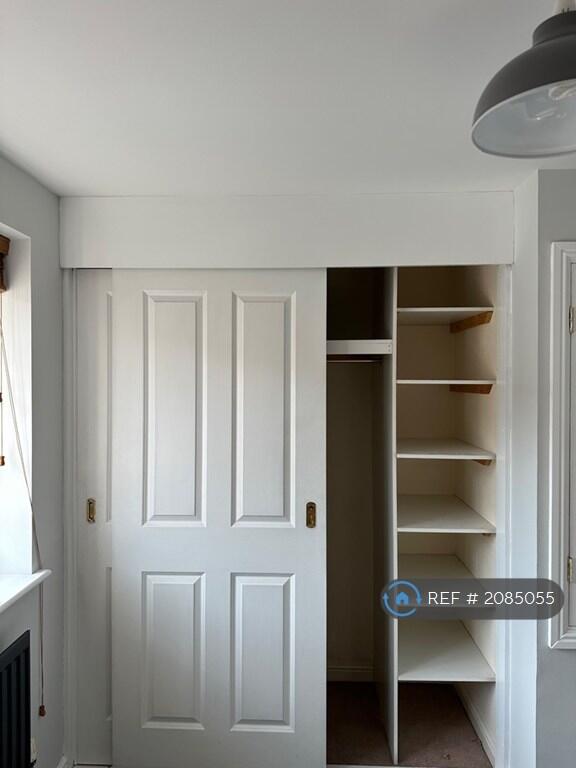 Bedroom 2 Wardrobes 