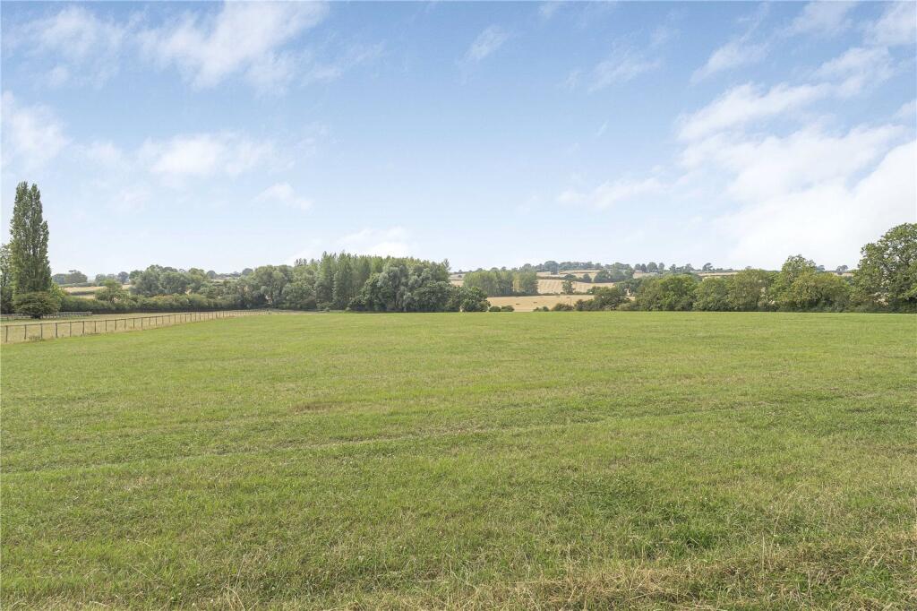 Land (Not Fenced)