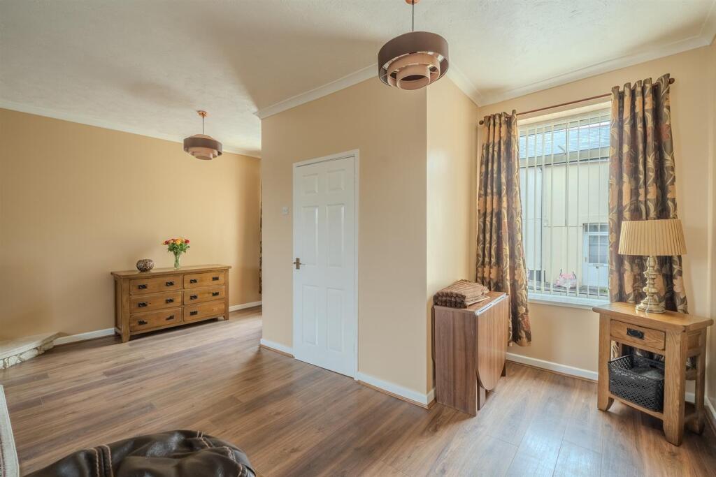 14 Clifton Terrace-12.jpg