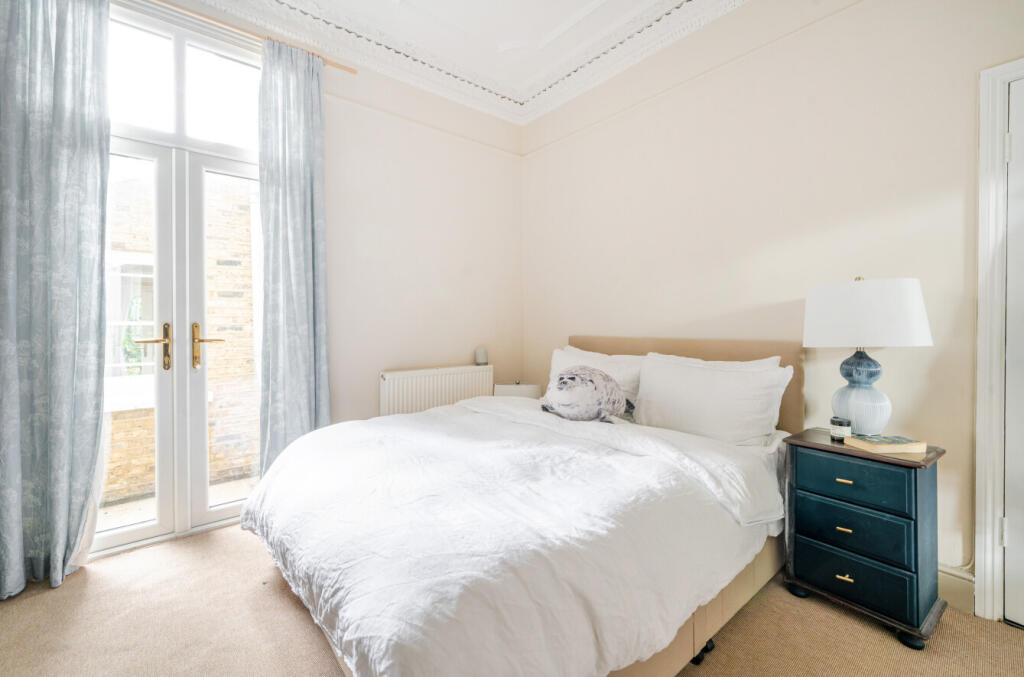 1298270-12-6836f0...