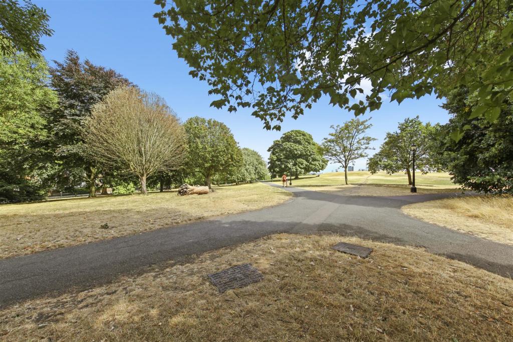 6 Primrose Hill Road - CPjSP4B7nyYsLn0CpYvq.jpg