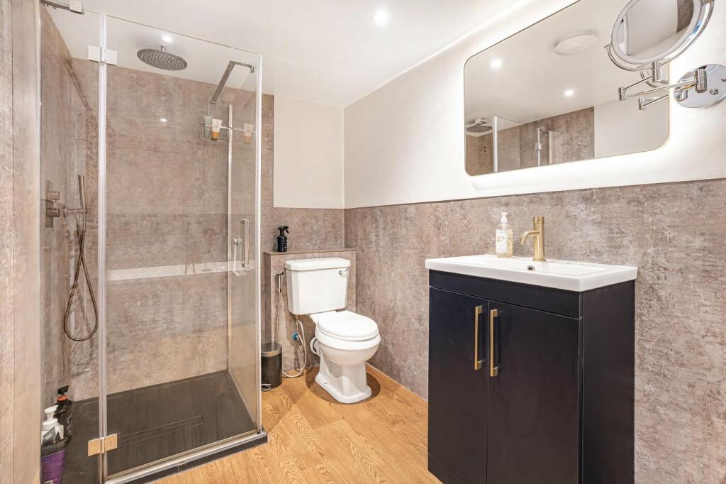 Barleymow, The Green