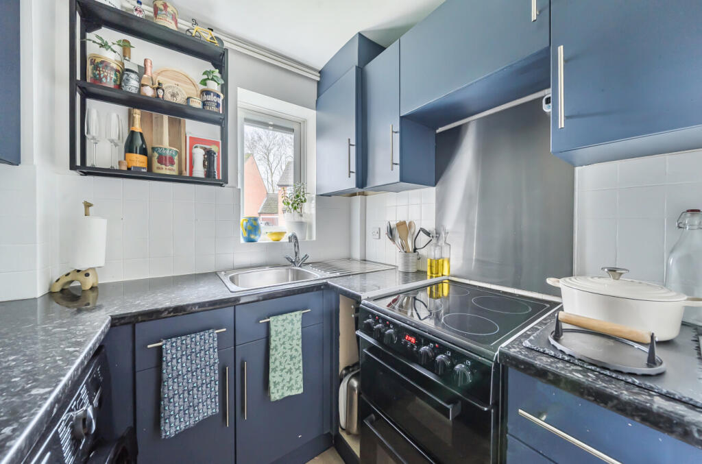 1394046-7-694a8f1...