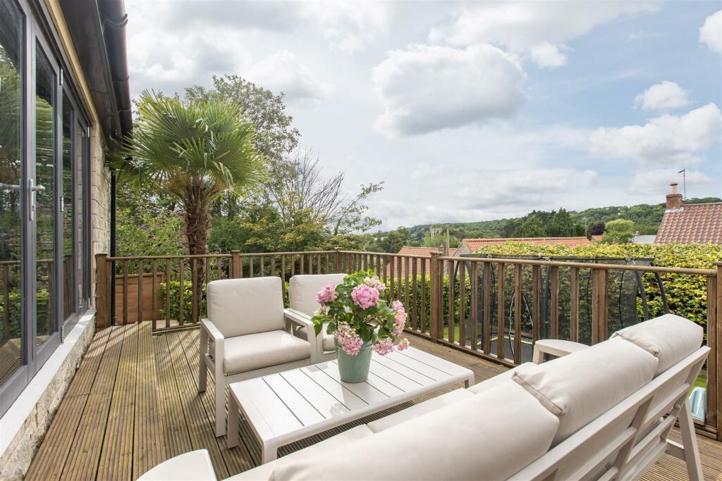 Pickering Hill External-6.jpg