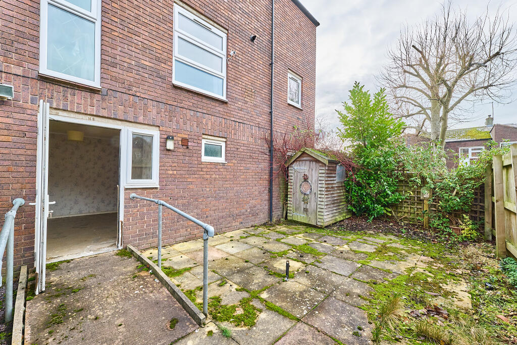 P1628605 T202511261612.jpg