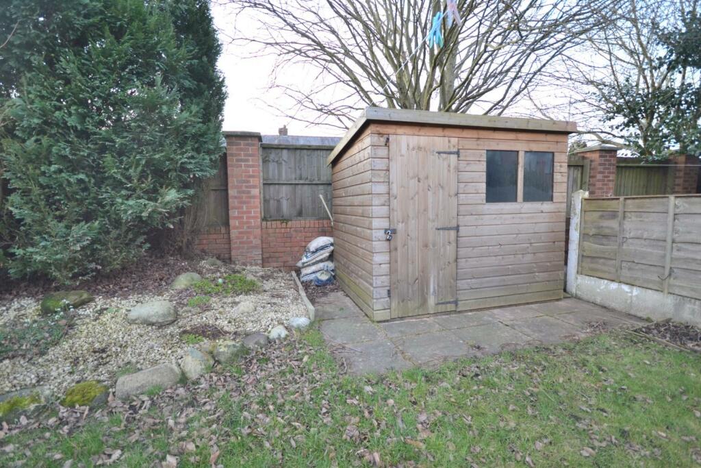 Shed.JPG
