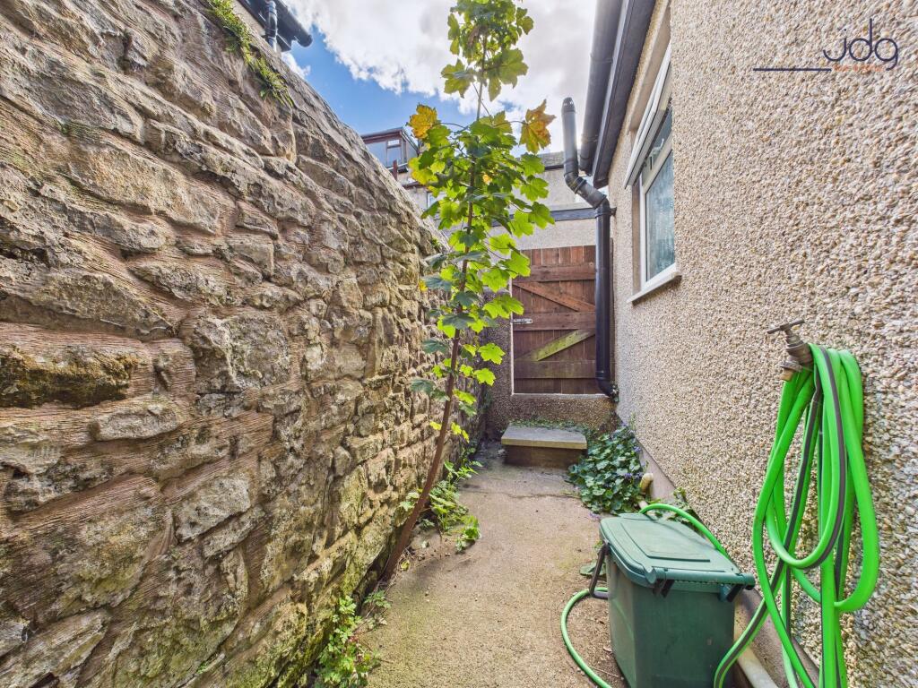 Small West facing yard