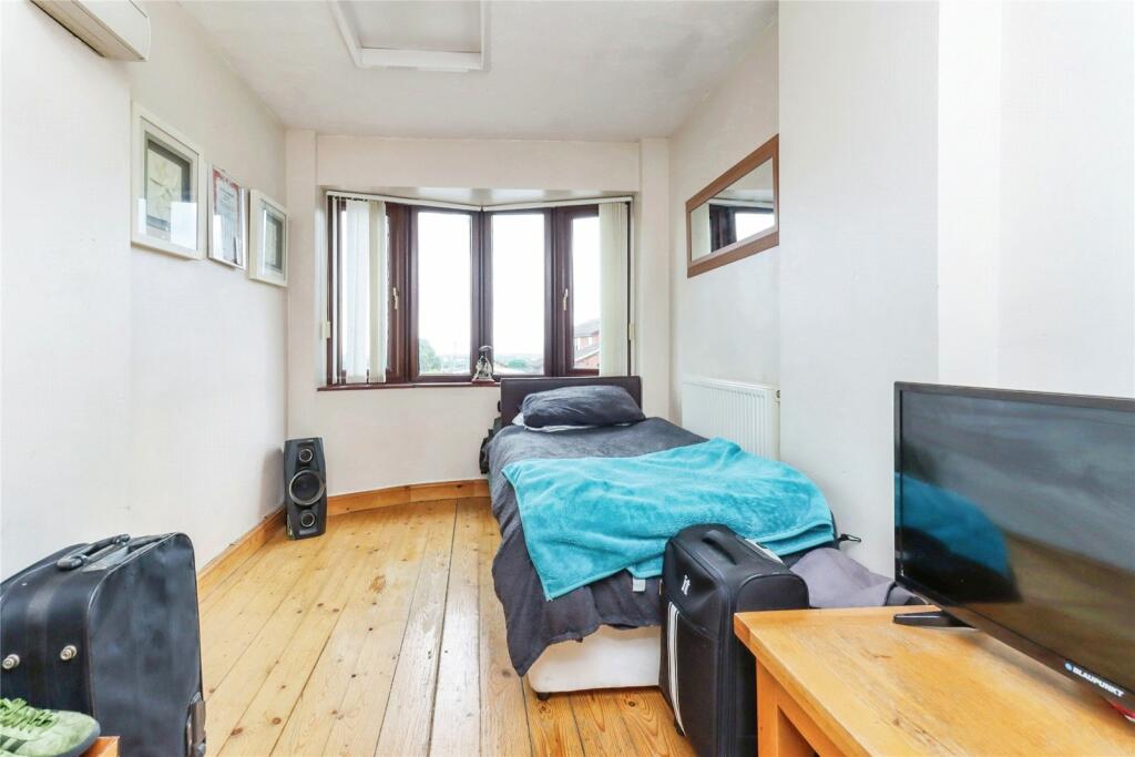 Bed 5/Reception Room