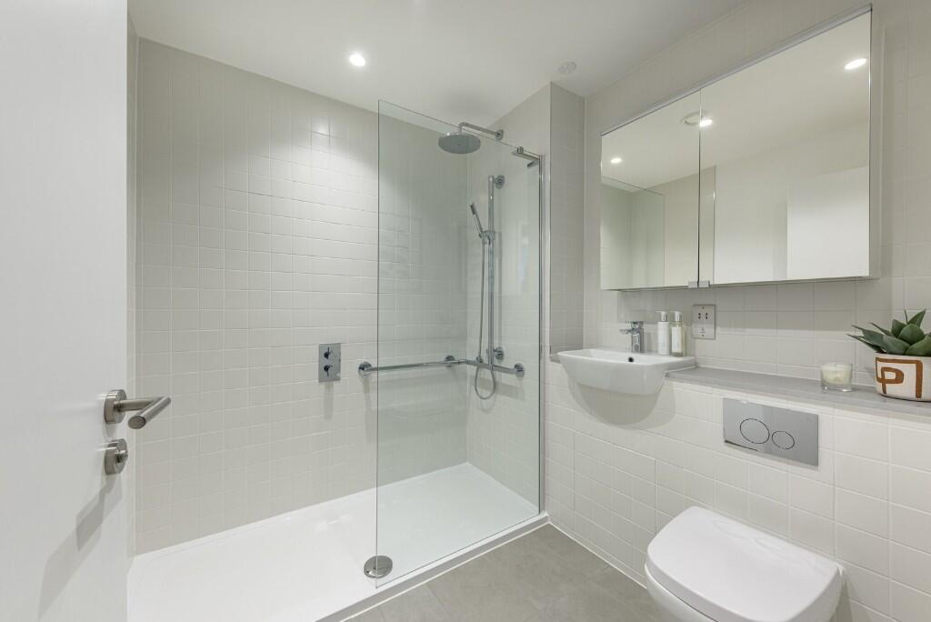 En-suite shower room