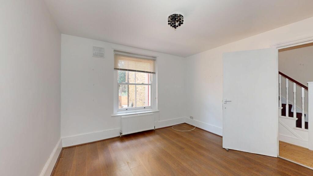 Flat A, 24 Montague Road, Hackney, London, E8 2HW