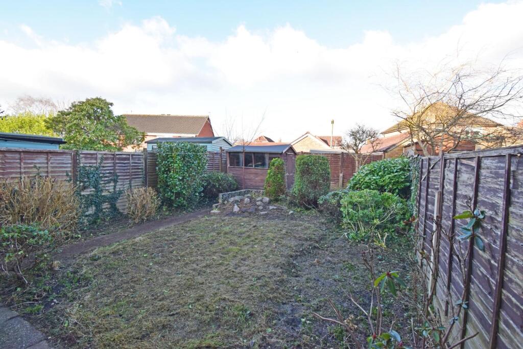 94A Barley Mow Lane, garden a.jpg
