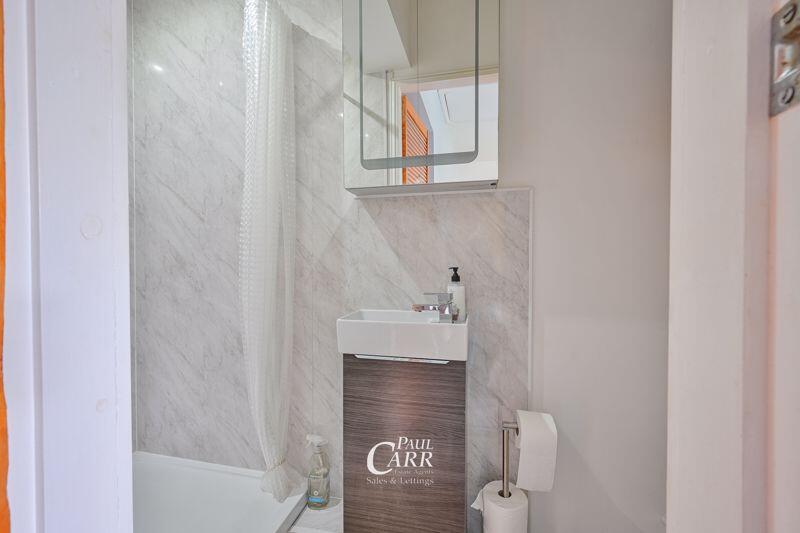 Master En-Suite