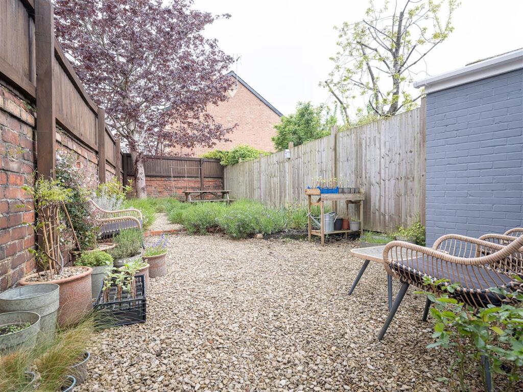 45 Malmesbury Road-36.jpg